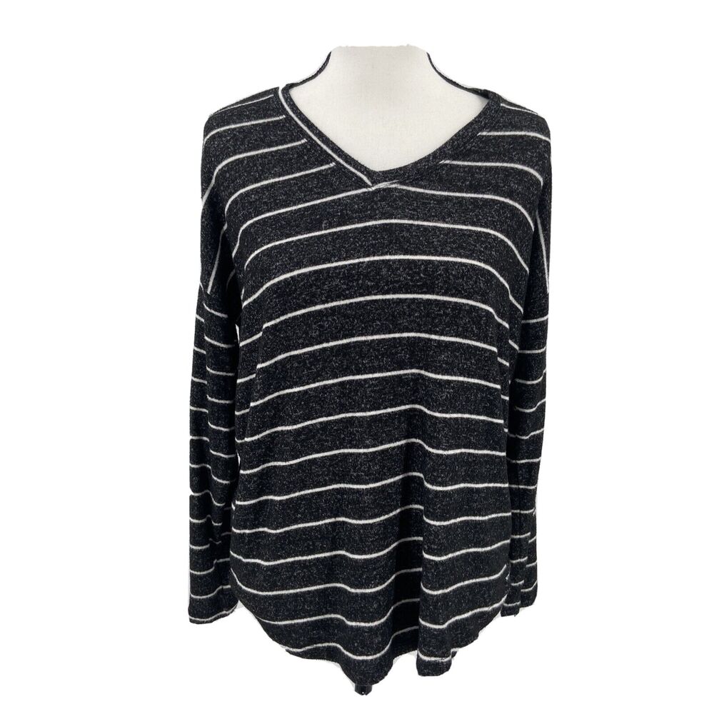 Well Worn Oversized V-Neck Top Black White Stripe Size Small Soft Fabric